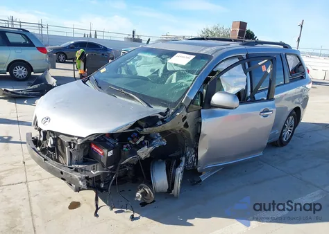 2012 Toyota Sienna Xle V6 8 Passenger from USA, damaged, VIN 5TDYK3DC7CS249691